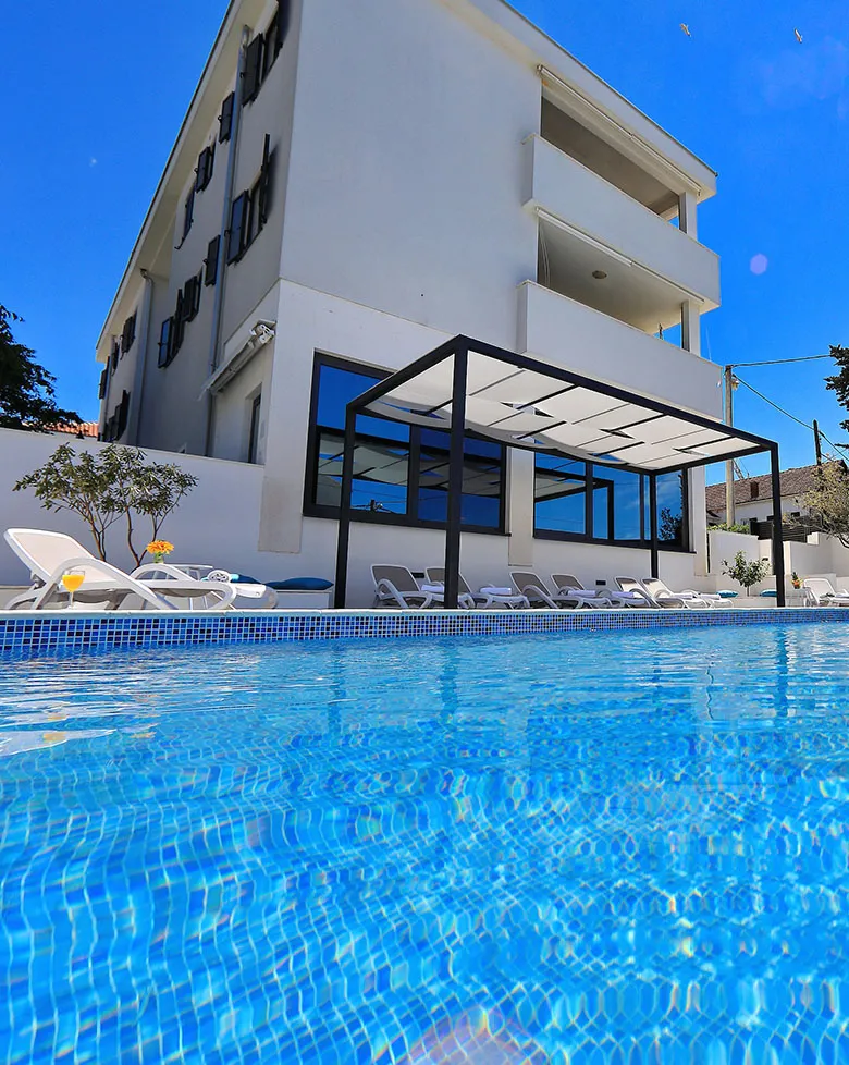 Villa Topesa - Luxury apartments with swimming pool - Diklo, Zadar, Croatia